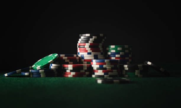 Dealer at login m88 live roulette table with player interface